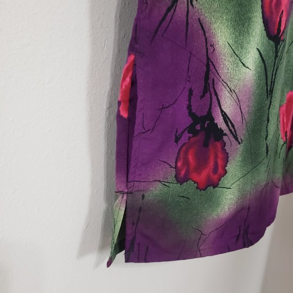 Uniform Advantage Dark Romance Rose Print Scrub Top Small - Picture 5 of 8